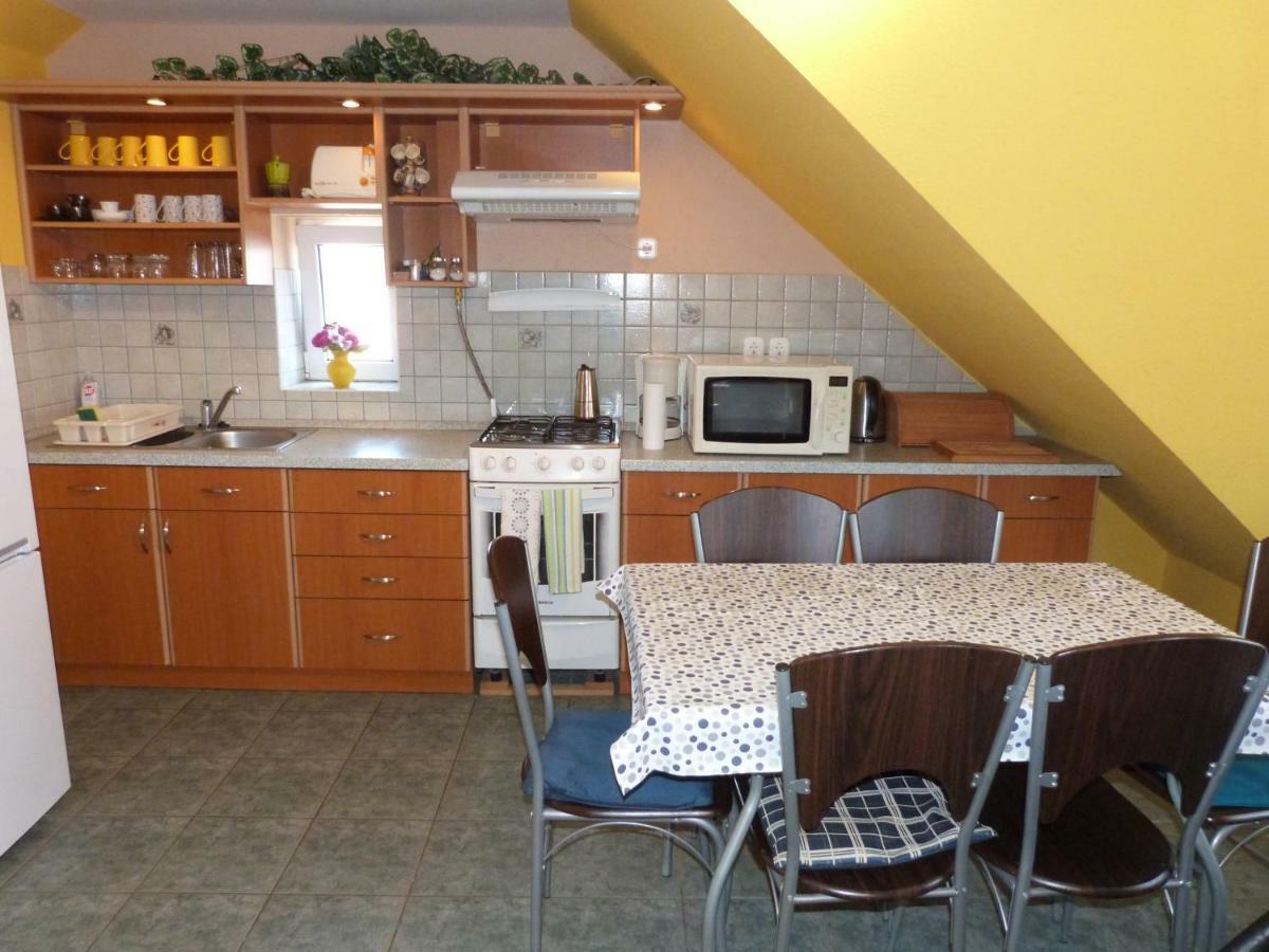 Andi Apartman Apartment Гюла Екстериор снимка